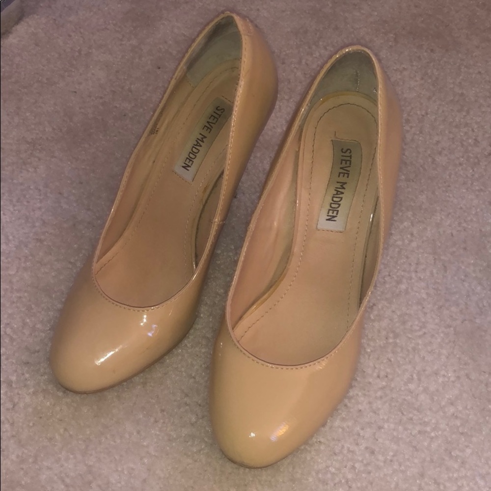 Women’s size 6.5 heels